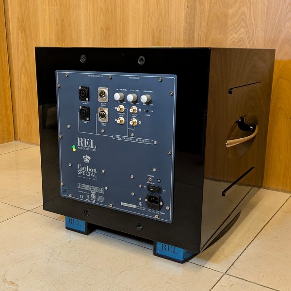 REL Carbon Special subwoofer